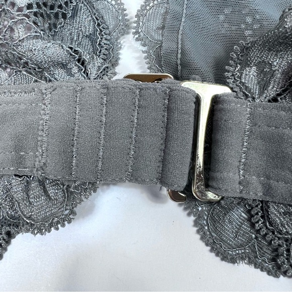 HAH Hot As Hot Got UR Back Gray Silver Lace Bra Size XS - Picture 11 of 13